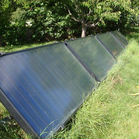 Chauffage solaire : les panneaux solaires thermiques peuvent être installés au sol