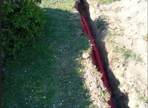 Une liaison solaire enterrée doit être protégée par une gaine TPS (rigide)